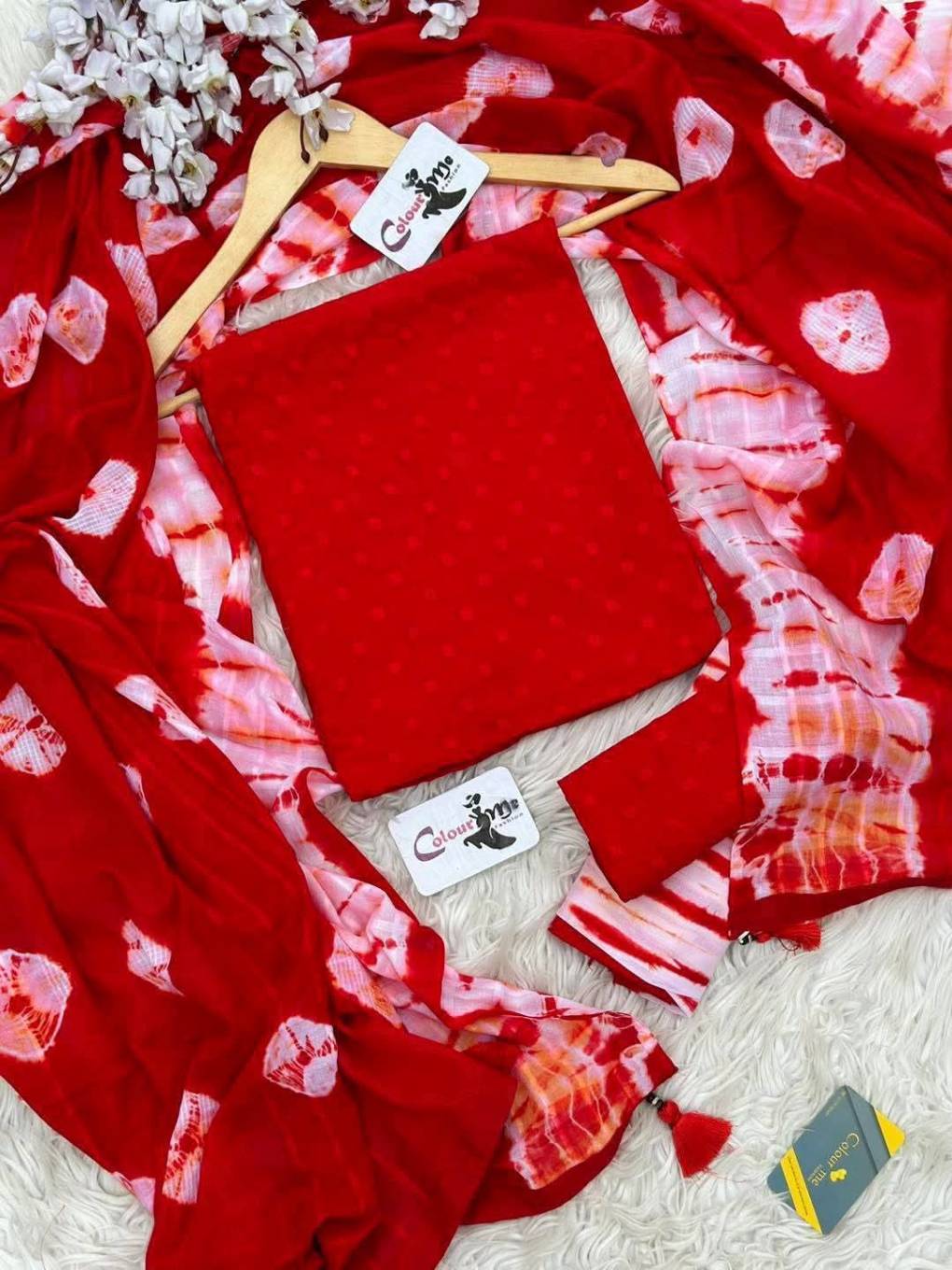 অল বডি কাজ করা বোরিং বাটিক থ্রি পিস ( Guardsman Red )